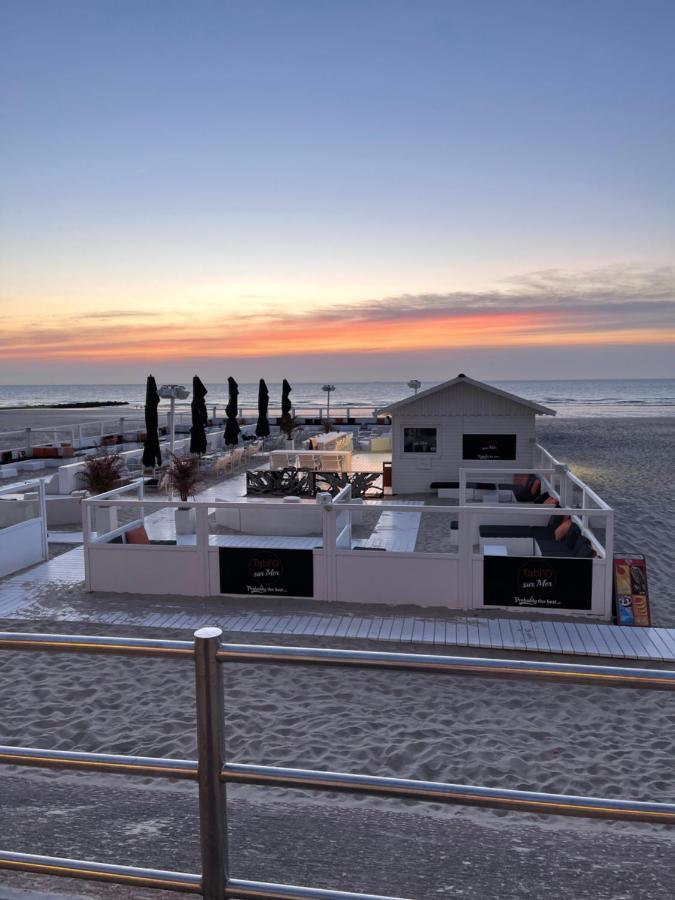 Studio De Strandloper Met 1 Zetelbed En 1 Bedkast Lägenhet Middelkerke Exteriör bild