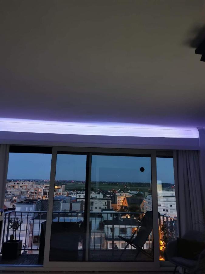 Studio De Strandloper Met 1 Zetelbed En 1 Bedkast Lägenhet Middelkerke Exteriör bild